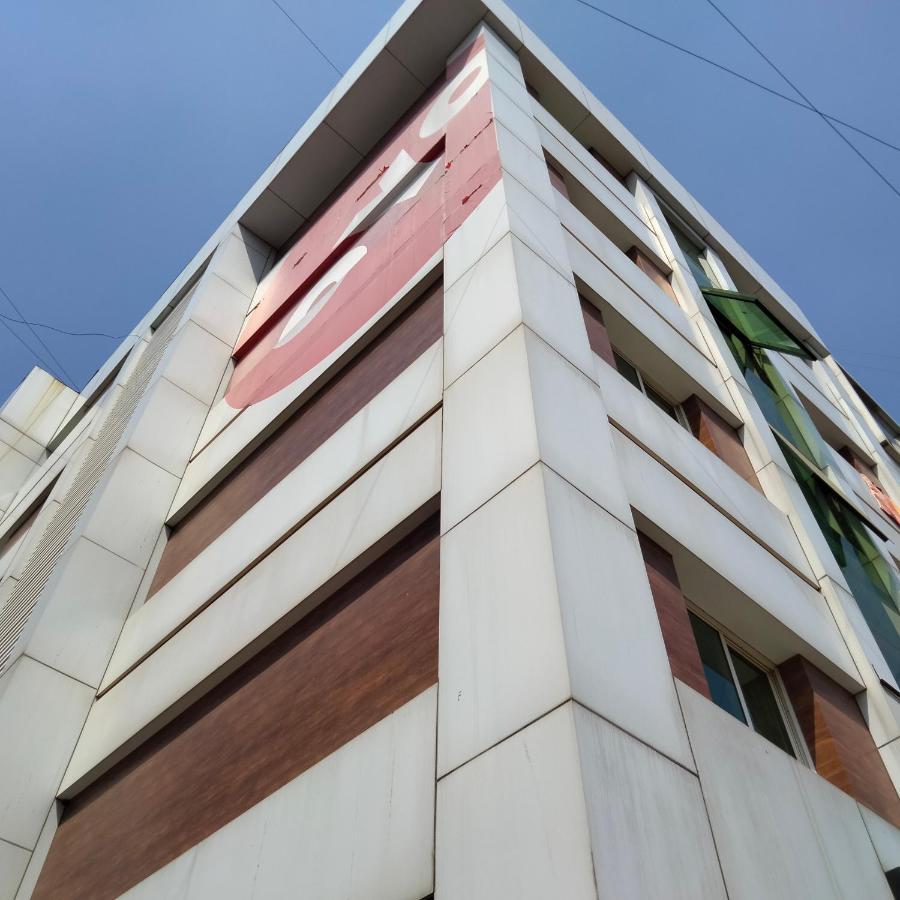 Hotel Everest Lodging Navi Mumbai Exterior photo