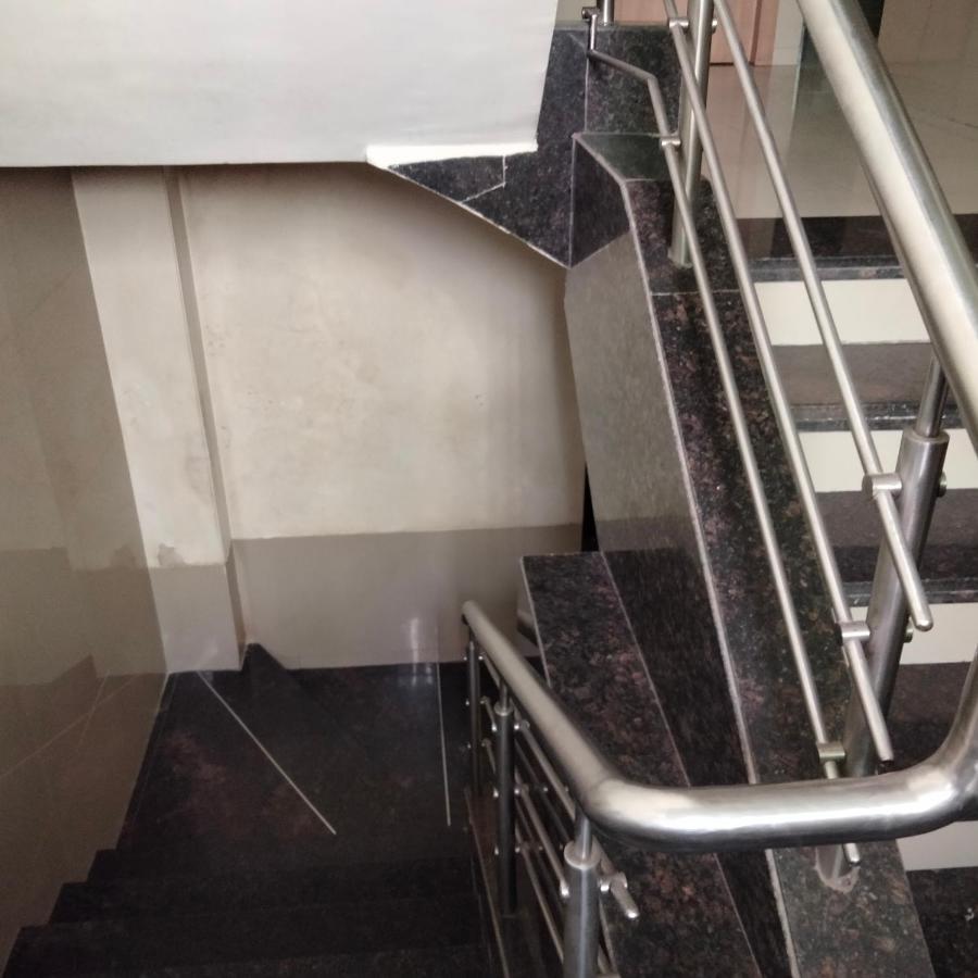 Hotel Everest Lodging Navi Mumbai Exterior photo