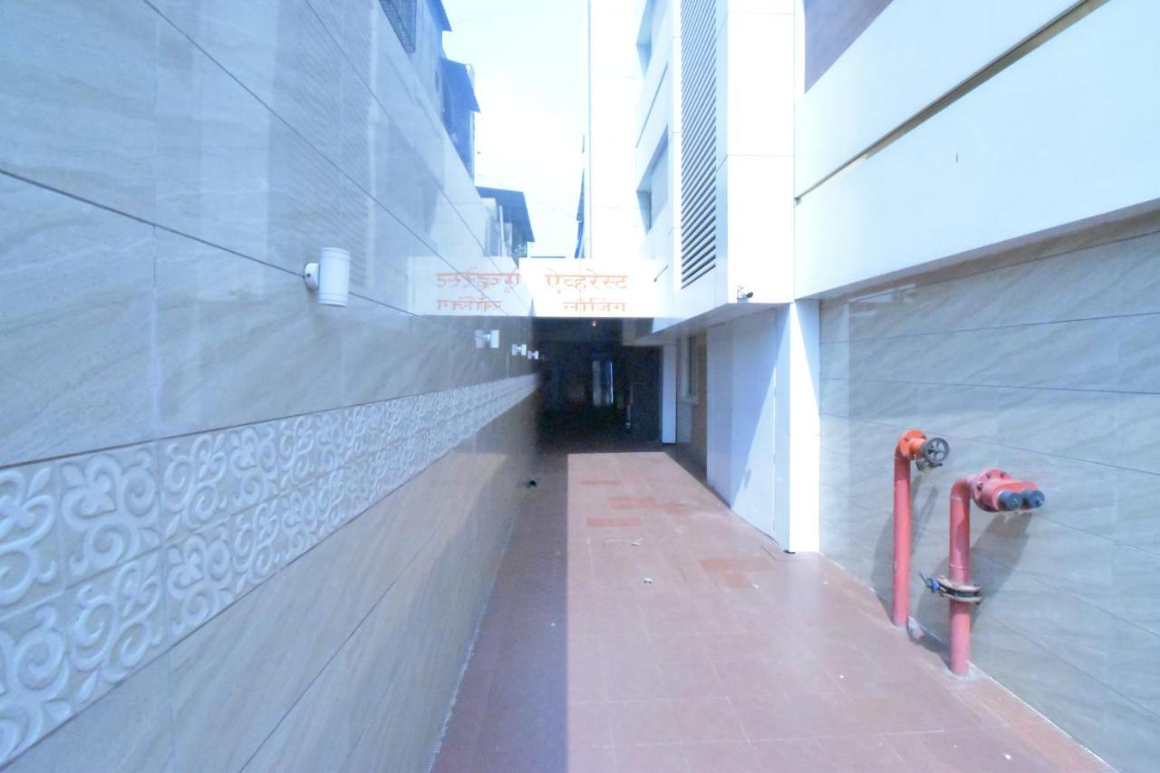Hotel Everest Lodging Navi Mumbai Exterior photo